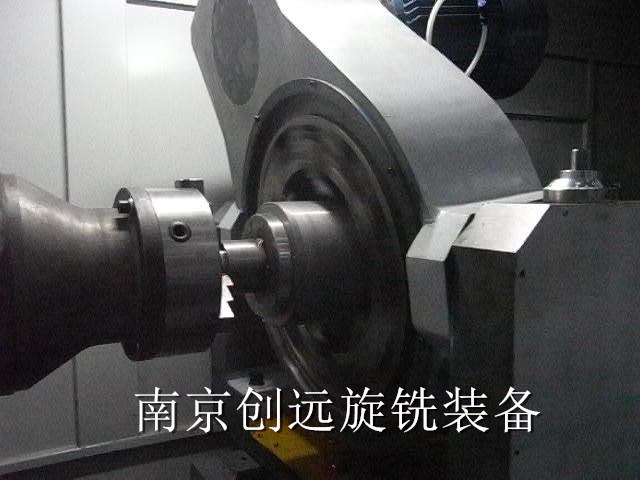 直徑220螺套旋風(fēng)銑削